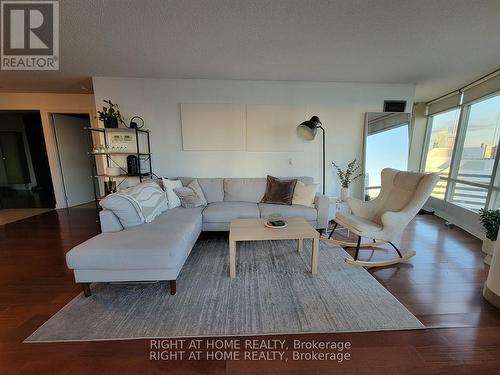 3205 - 361 Front Street W, Toronto, ON - Indoor Photo Showing Living Room