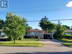 26 APPLEFIELD DRIVE Toronto, ON M1P 3X9