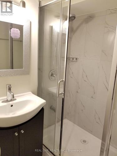 Basement bathroom - 26 Applefield Drive, Toronto, ON - Indoor Photo Showing Bathroom