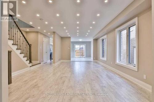 99 Maple Sugar Lane, Vaughan, ON - Indoor Photo Showing Other Room