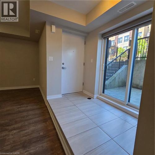 20 Palace Place Unit# E9, Kitchener, ON - Indoor Photo Showing Other Room