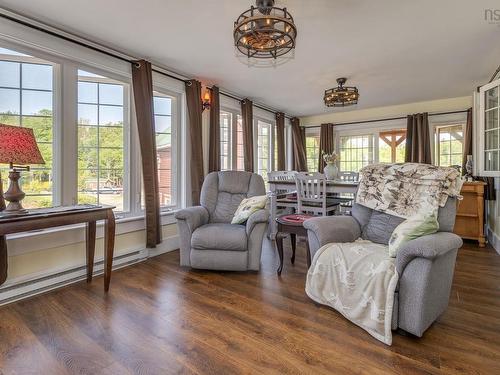 1013 Fall Brook Road, Mcphersons Mills, NS - Indoor Photo Showing Living Room