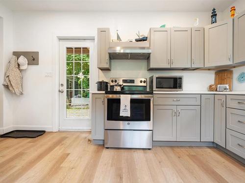 96 Faulkland Street, Pictou, NS - Indoor Photo Showing Kitchen