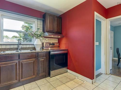 10 Westwood Drive, Dartmouth, NS - Indoor Photo Showing Kitchen With Double Sink