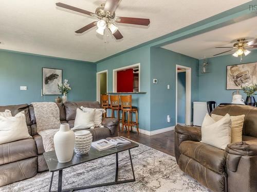 10 Westwood Drive, Dartmouth, NS - Indoor Photo Showing Living Room
