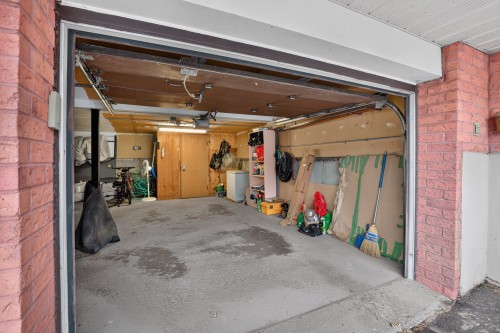 Garage - D-29 Rue De Toulouse, Gatineau (Gatineau), QC - Indoor Photo Showing Garage