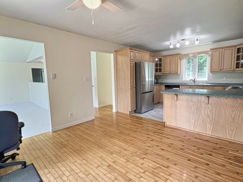 Dining Room - 83 Ch. Hervé-Pigeon, Kipawa, QC - Indoor Photo Showing Kitchen