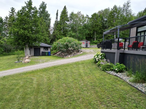 Courtyard - 886 Ch. Du Royaume-Des-Cèdres, Saint-Bruno-De-Guigues, QC - Outdoor