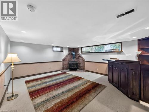 143 Cromwell Crescent, Hamilton, ON - 