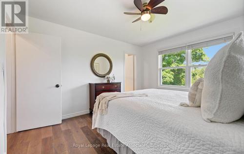 Primary bedroom w/ ensuite - 7462 15 Side Road, Halton Hills, ON - Indoor Photo Showing Bedroom