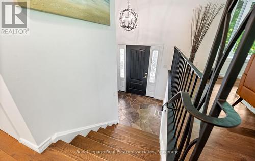 7462 15 Side Road, Halton Hills, ON - Indoor Photo Showing Other Room