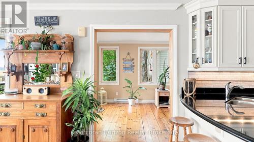 380 Robins Point Road, Tay (Victoria Harbour), ON - Indoor Photo Showing Kitchen With Double Sink