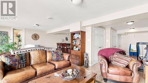 380 Robins Point Road, Tay (Victoria Harbour), ON - Indoor Photo Showing Living Room