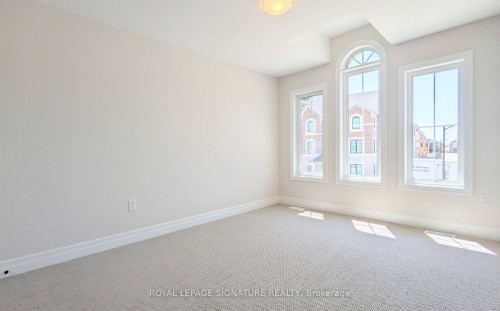 1225 Manitou Way, Milton, ON - Indoor Photo Showing Other Room