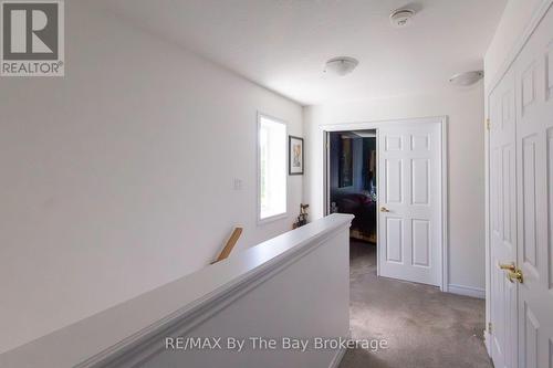131 Stonebrook Way, Grey Highlands, ON - Indoor Photo Showing Other Room