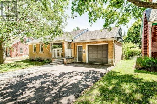 17 Crestwood Avenue, Kitchener, ON - Outdoor