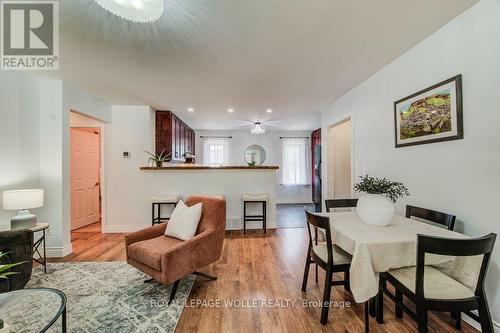 17 Crestwood Avenue, Kitchener, ON - Indoor