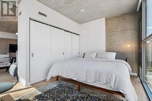 807 - 25 Oxley Street, Toronto, ON - Indoor Photo Showing Bedroom