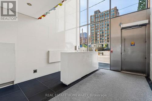 807 - 25 Oxley Street, Toronto, ON - Indoor Photo Showing Other Room
