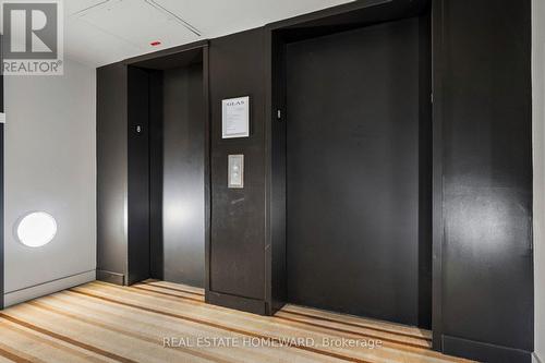807 - 25 Oxley Street, Toronto, ON - Indoor Photo Showing Other Room