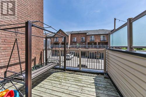 5245 Major Mackenzie Drive E, Markham, ON - Outdoor