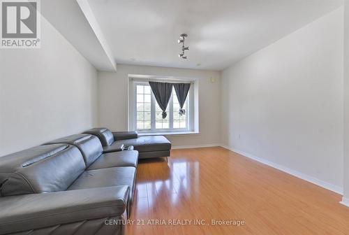 5245 Major Mackenzie Drive E, Markham, ON - Indoor