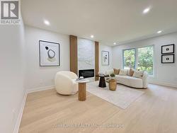 108 BERWICK CRESCENT Richmond Hill, ON L4C 0B7