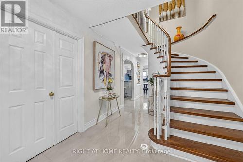 531 Wallenberg Crescent, Mississauga, ON - Indoor Photo Showing Other Room