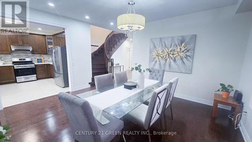 61 Magdalan Crescent, Richmond Hill, ON 