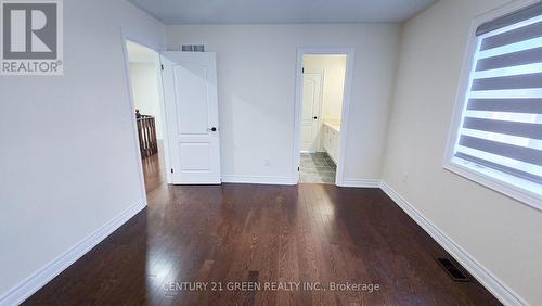 61 Magdalan Crescent, Richmond Hill, ON 