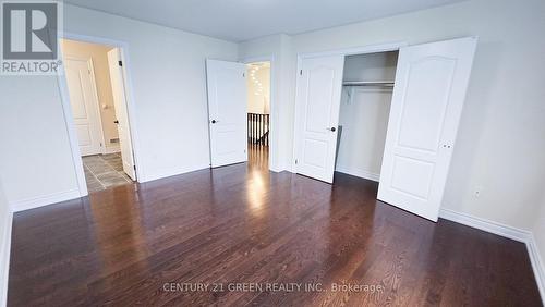 61 Magdalan Crescent, Richmond Hill, ON 