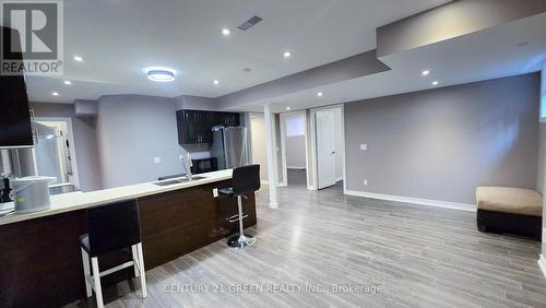 61 Magdalan Crescent, Richmond Hill, ON 