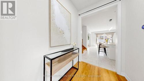 97 Connell Drive, Georgina, ON - Indoor