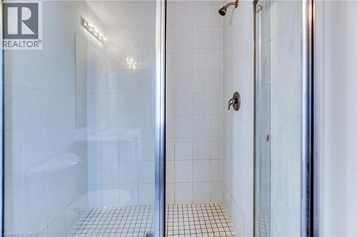12 Hylton Drive, Barrie, ON - Indoor Photo Showing Bathroom