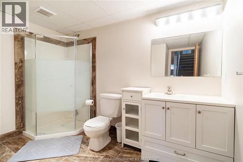 6121 Emerson Avenue, Comber, ON - Indoor Photo Showing Bathroom