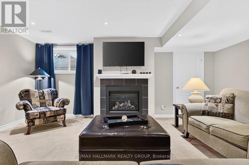 399 Livery Street, Ottawa, ON - Indoor Photo Showing Living Room With Fireplace