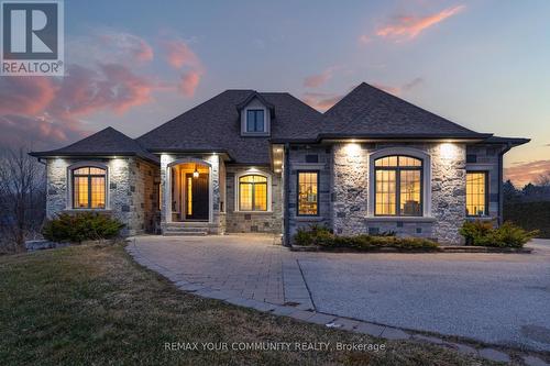 20111 BATHURST STREET E  East Gwillimbury, ON L9N 1N3