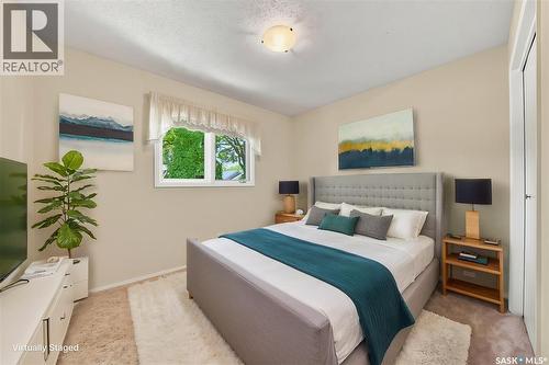 725 7Th Street E, Saskatoon, SK - Indoor Photo Showing Bedroom