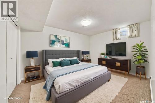 725 7Th Street E, Saskatoon, SK - Indoor Photo Showing Bedroom