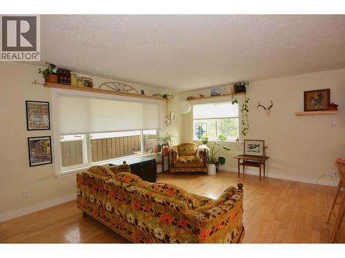3615 Alfred Avenue, Smithers, BC - Indoor Photo Showing Bedroom