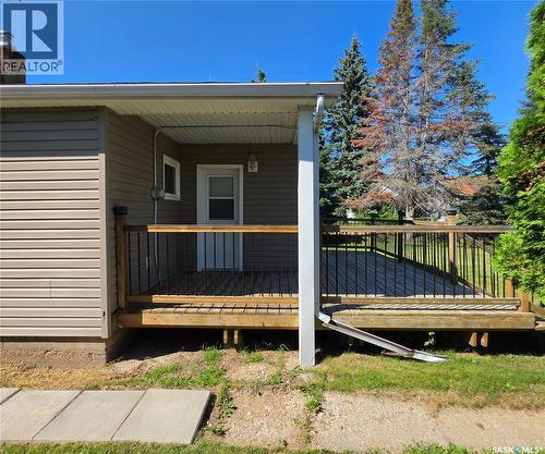 324 Laing Street, Sturgis, SK - Outdoor With Deck Patio Veranda