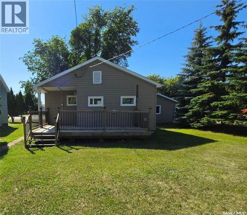 324 Laing Street, Sturgis, SK - Outdoor With Deck Patio Veranda