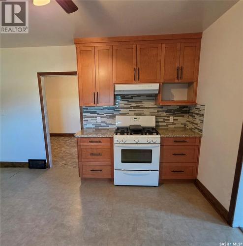 324 Laing Street, Sturgis, SK - Indoor Photo Showing Kitchen