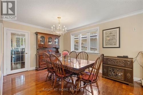 39 Grovetree Road, Toronto, ON - Indoor Photo Showing Dining Room