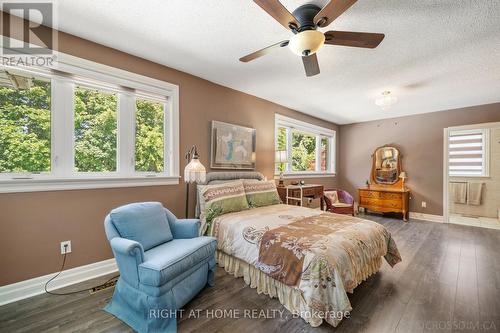 39 Grovetree Road, Toronto, ON - Indoor Photo Showing Bedroom