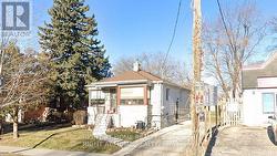 12 CONNAUGHT AVENUE Toronto, ON M2M 1G6