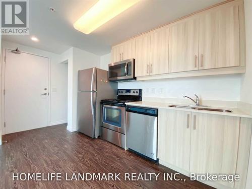 2201 - 158 King Street N, Waterloo, ON - Indoor Photo Showing Kitchen With Double Sink
