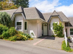 #5-930 Josephine Rd Central Saanich, BC V8M 1B3