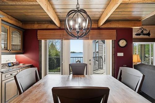 244 Spruce Land Dr, Lac Du Bonnet, MB - Indoor Photo Showing Dining Room