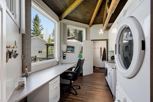 244 Spruce Land Dr, Lac Du Bonnet, MB - Indoor Photo Showing Other Room